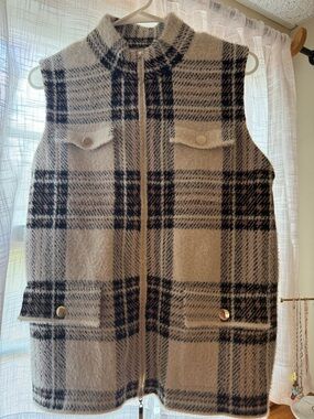 Max Studio Beige and Black Plaid Zip Vest